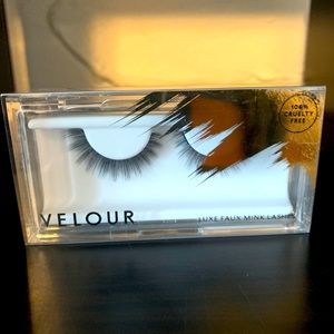 Velour lashes